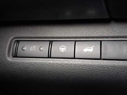 Used 2023 Nissan Pathfinder SL AWD/4WD image 29