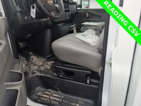 New 2025 Chevrolet Express 3500 image 12