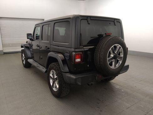Used 2019 Jeep Wrangler Unlimited Sahara AWD/4WD image 5