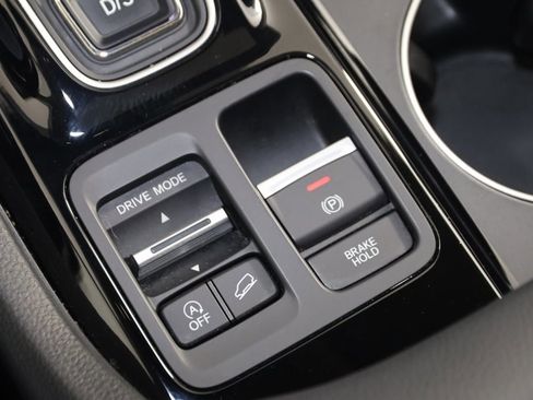 Used 2023 Honda Pilot Elite image 27