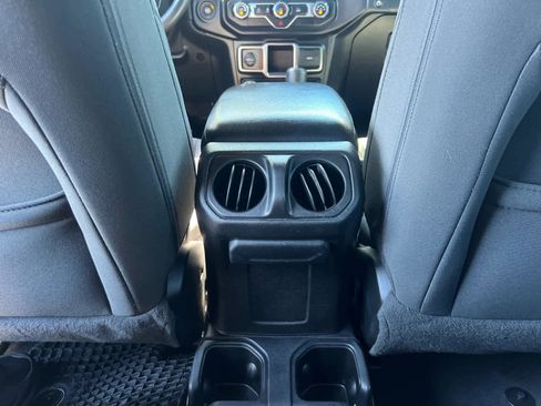 Used 2021 Jeep Gladiator Sport w/ Trailer Tow Package image 30