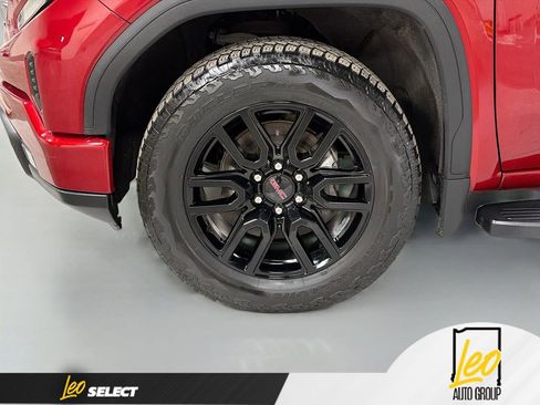 Used 2023 GMC Sierra 1500 Elevation image 31