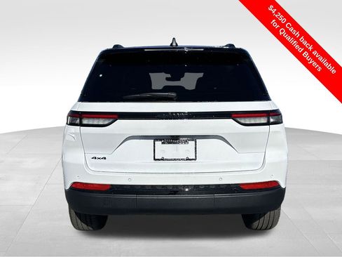 New 2025 Jeep Grand Cherokee Limited image 25