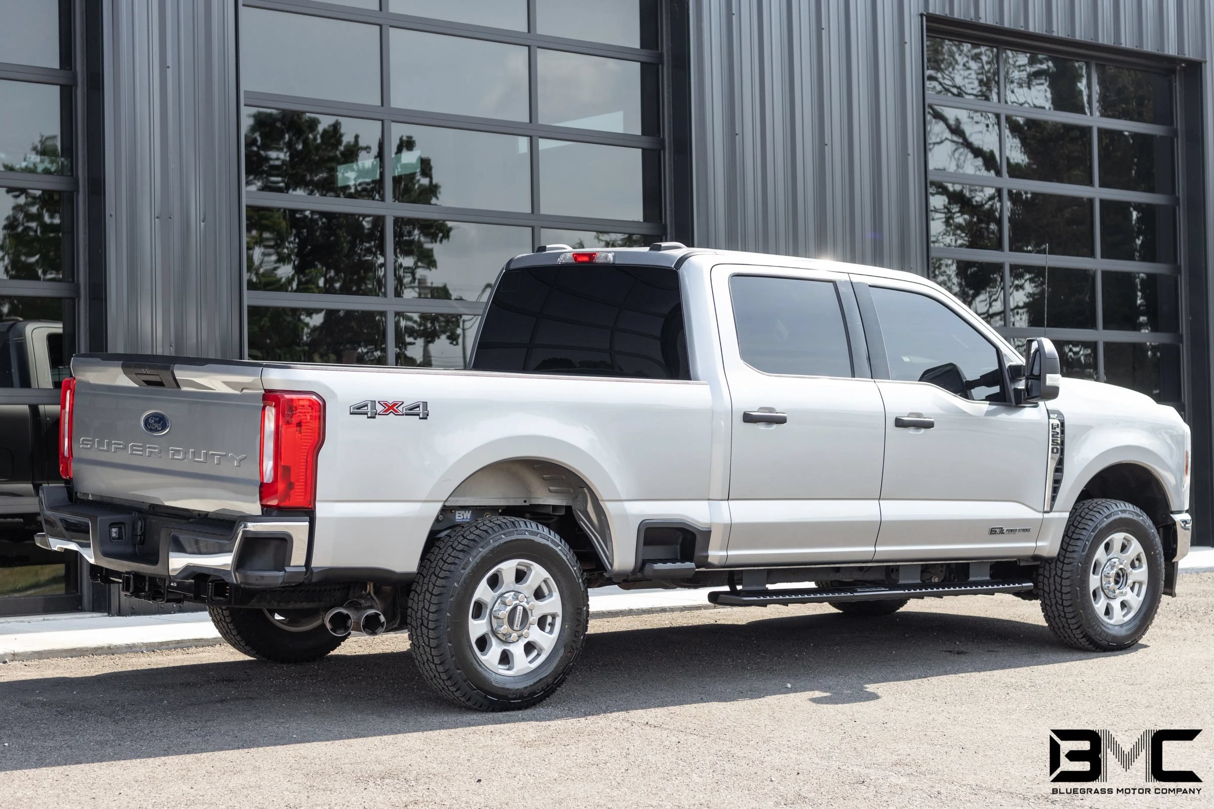 Used 2024 Ford F250 XLT AWD/4WD image 11