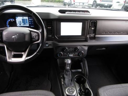 Certified 2022 Ford Bronco Big Bend w/ Sasquatch Package image 20