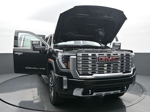 New 2025 GMC Sierra 2500 Denali w/ Denali Reserve Package image 54