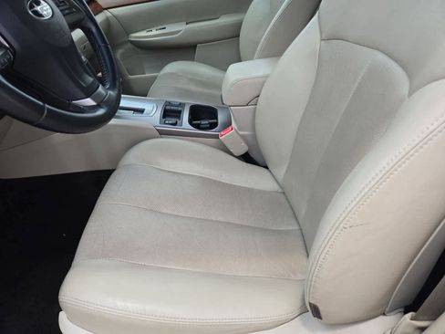 Used 2014 Subaru Outback 2.5i Limited w/ Moonroof Package AWD/4WD image 15