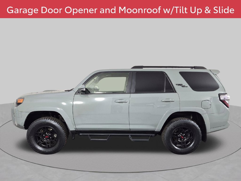 Used 2023 Toyota 4Runner TRD Off-Road Premium w/ Moonroof Package AWD/4WD image 9