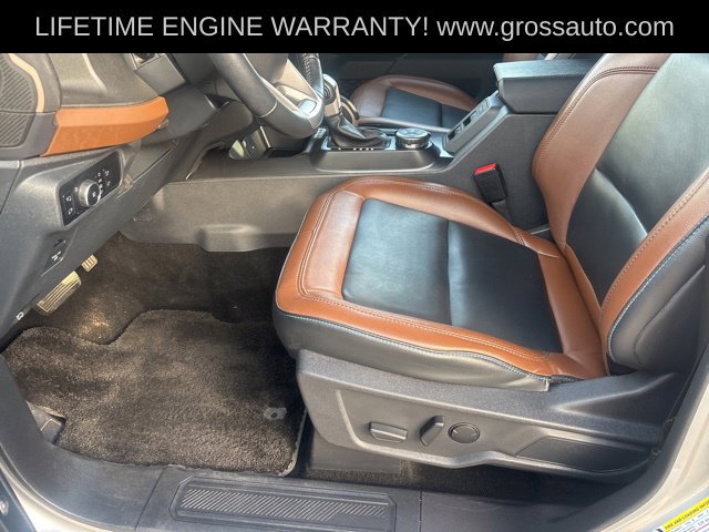 Used 2024 Ford Bronco Outer Banks AWD/4WD image 9