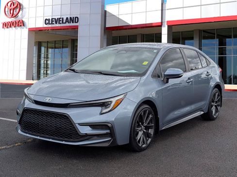 Used 2024 Toyota Corolla SE FWD image 4