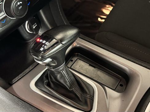 Used 2023 Dodge Charger SXT RWD image 21