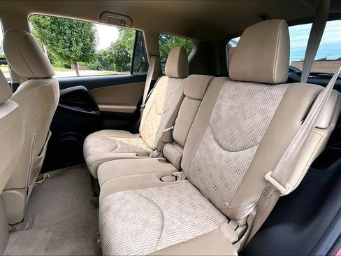 Used 2012 Toyota RAV4 4WD w/ Value Pkg image 31