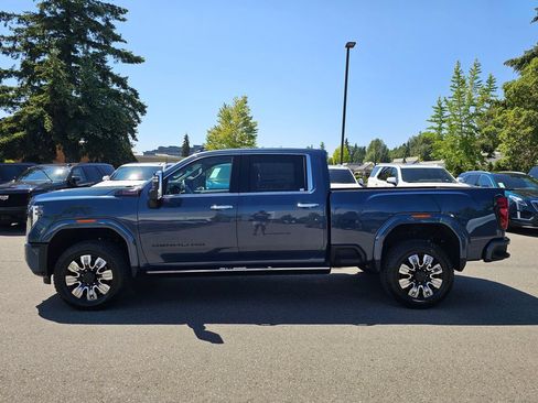 New 2026 GMC Sierra 3500 Denali w/ Denali Reserve Package AWD/4WD image 2