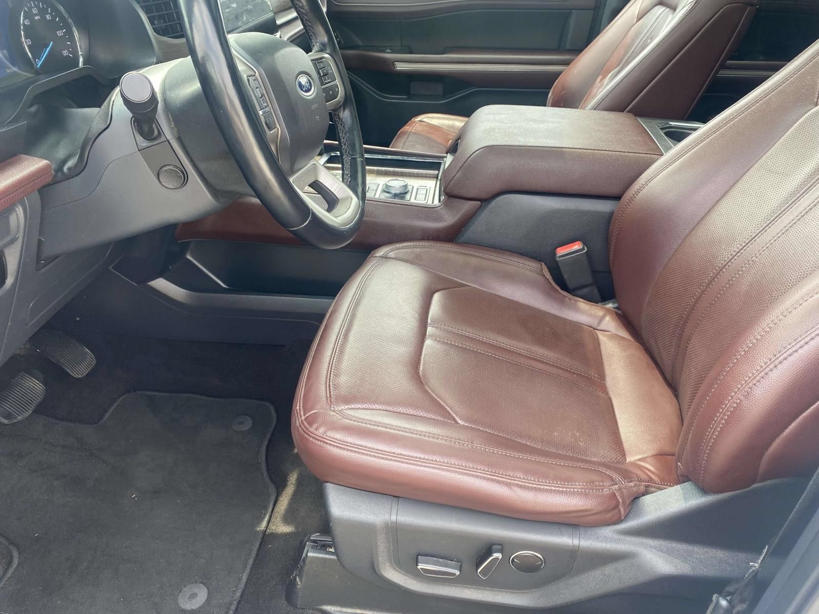 Used 2022 Ford Expedition Limited AWD/4WD image 13