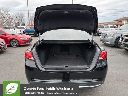 Used 2015 Chrysler 200 Limited image 28