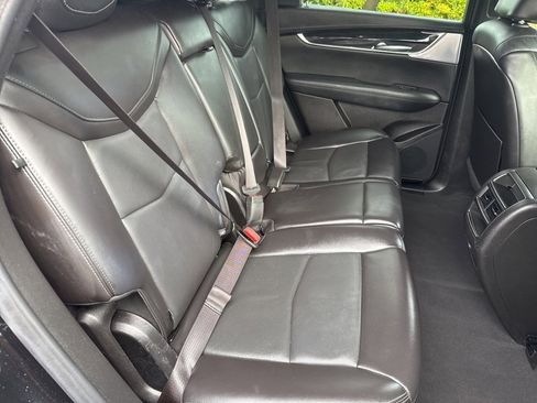 Used 2023 Cadillac XT5 Premium Luxury image 23
