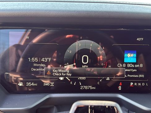 Used 2024 GMC Acadia Denali w/ Super Cruise Package image 18