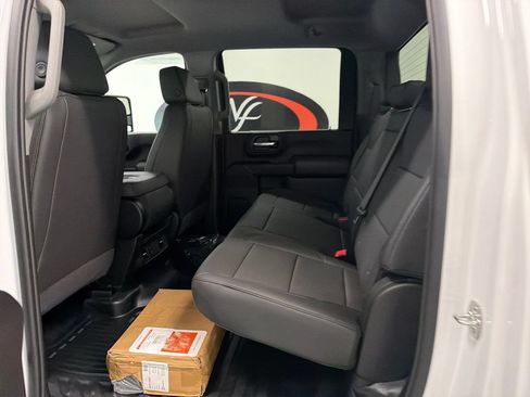 New 2026 GMC Sierra 2500 Pro AWD/4WD image 13