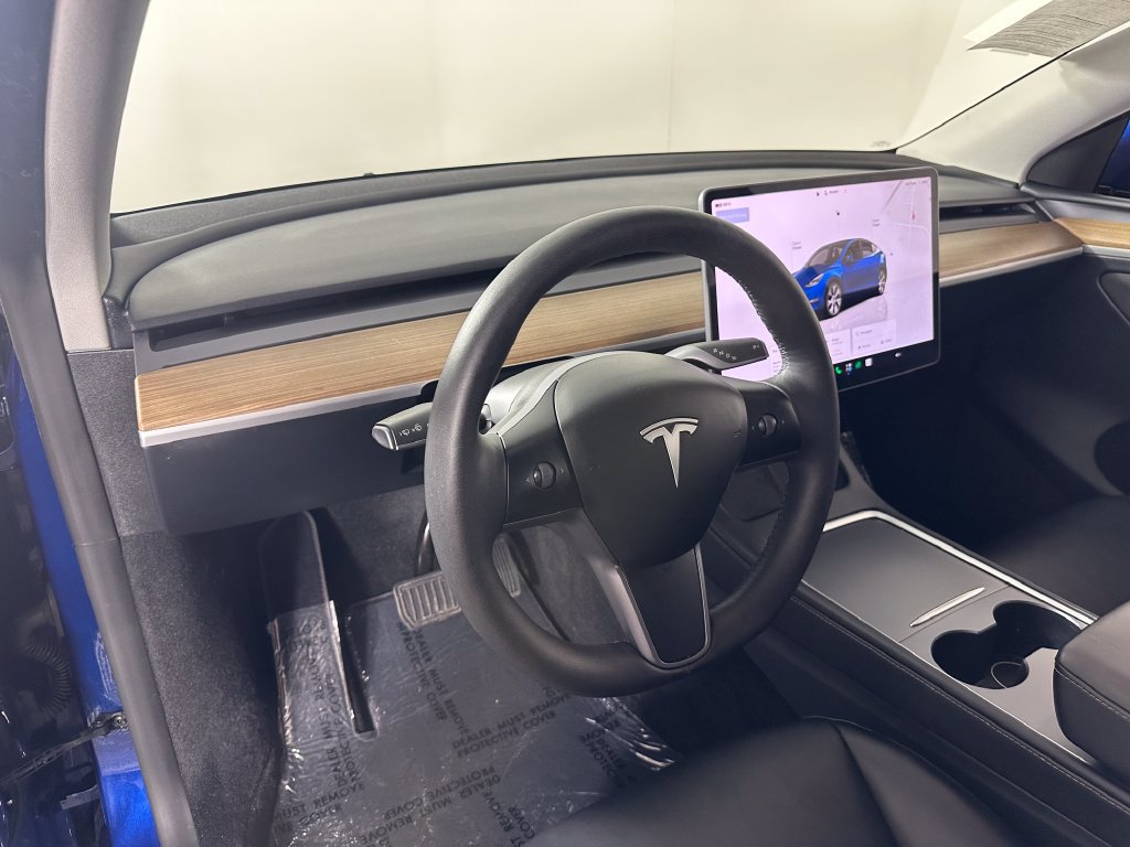 Used 2023 Tesla Model Y Long Range AWD/4WD image 19