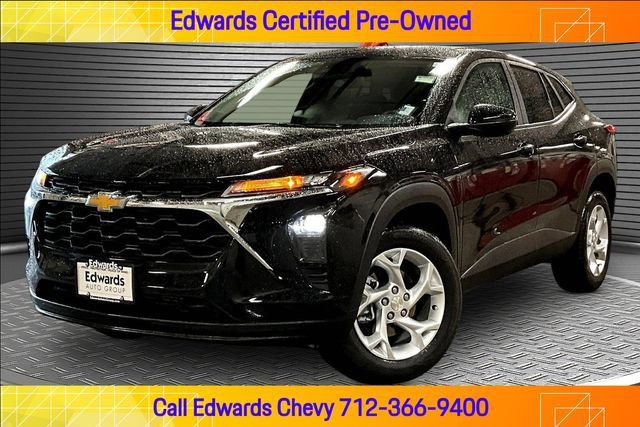 Used 2026 Chevrolet Trax LS w/ LS Convenience Package FWD image 1