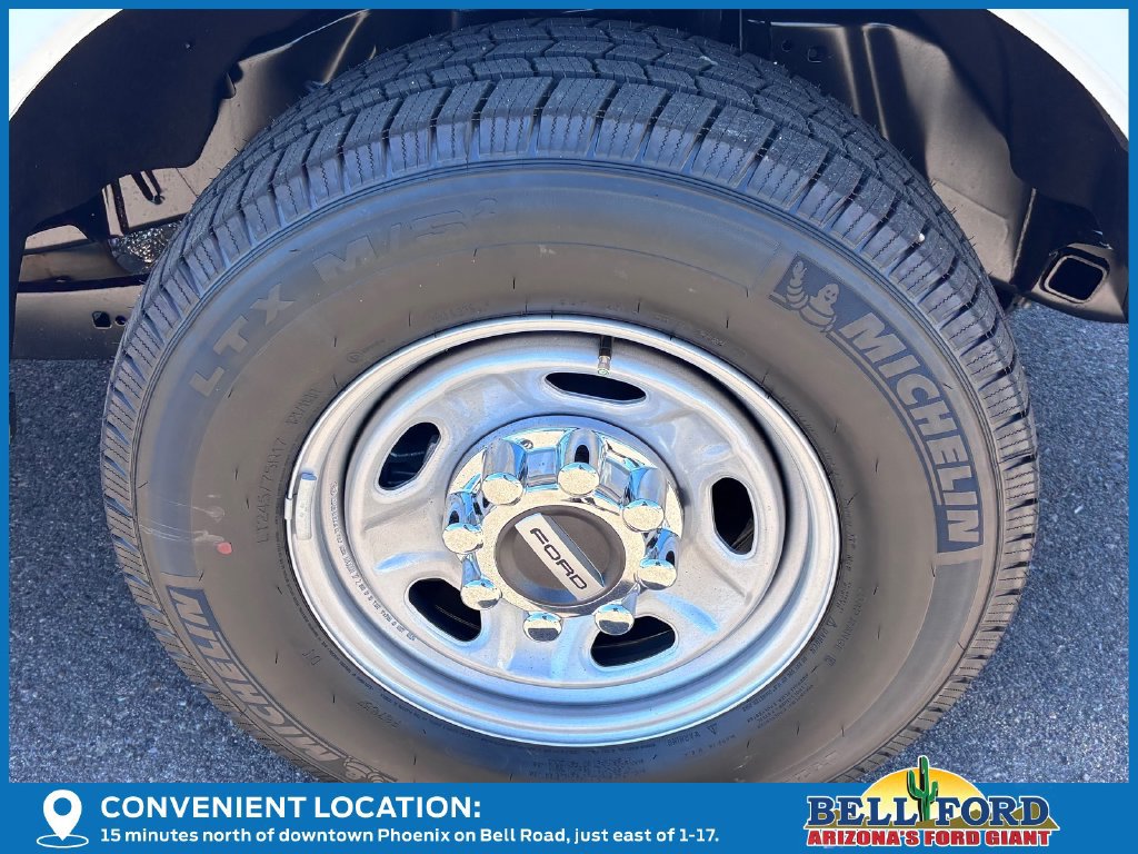 New 2027 Ford F250 XL w/ XL Chrome Package RWD image 9
