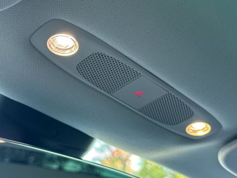 Used 2020 Tesla Model 3 Performance image 22