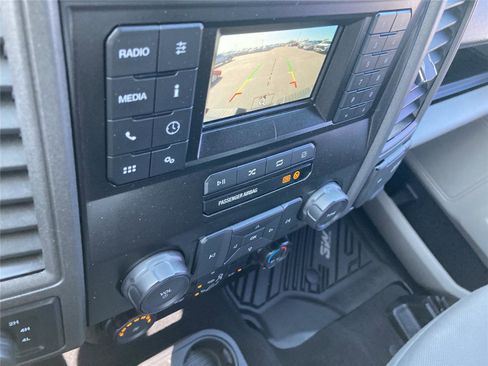 Used 2022 Ford F250 XL w/ STX Appearance Package image 16