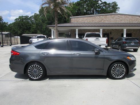 Used 2018 Ford Fusion Titanium AWD/4WD image 16