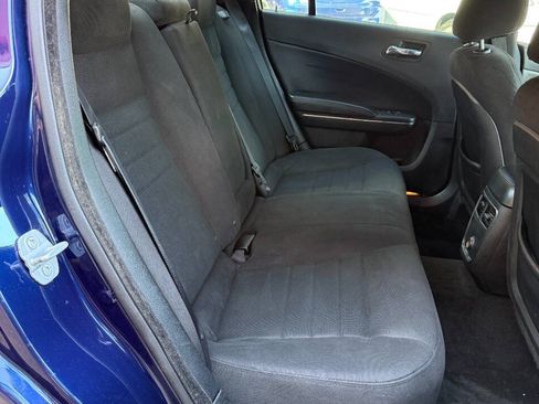 Used 2014 Dodge Charger SE RWD image 17