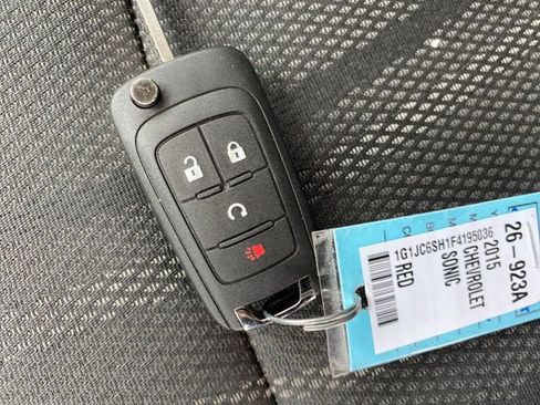 Certified 2015 Chevrolet Sonic LT image 33