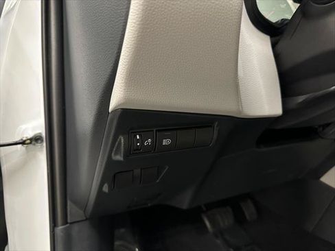 Certified 2022 Toyota Corolla Cross L FWD image 20