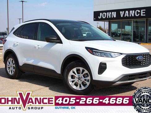 New 2026 Ford Escape Active w/ Cold Weather Package FWD image 1