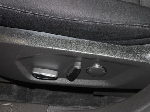 Used 2014 Ford Fusion SE FWD image 8