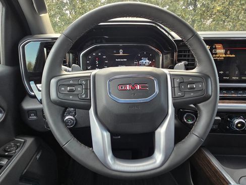 Used 2025 GMC Sierra 1500 Elevation w/ Elevation Premium Package image 29