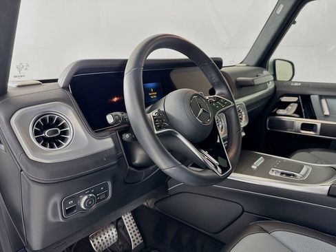 Certified 2025 Mercedes-Benz G 550 image 10
