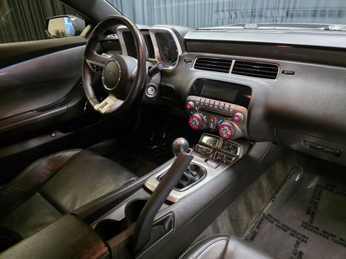 Used 2010 Chevrolet Camaro SS w/ RS Package RWD image 30