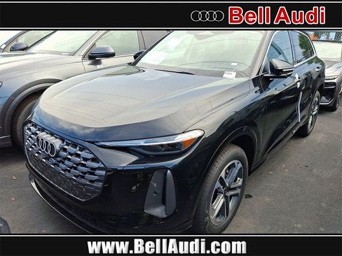 New 2025 Audi Q5 Premium Plus image 1