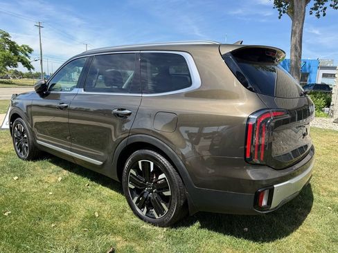 Used 2023 Kia Telluride SX Prestige AWD/4WD image 3