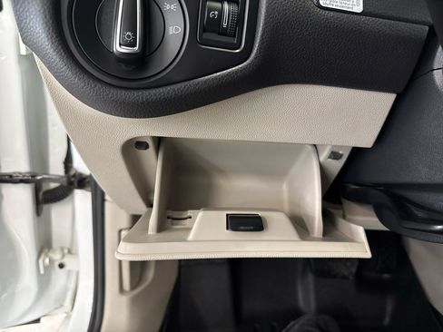 Used 2015 Volkswagen Golf TDI SE image 12