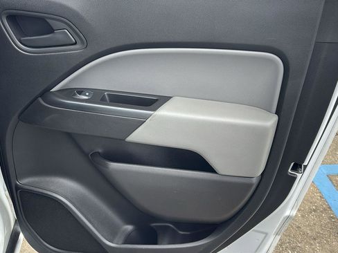 Used 2020 GMC Canyon 2WD Crew Cab w/ Trailering Package image 19