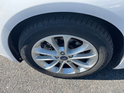 Used 2019 Ford Fusion SE image 16