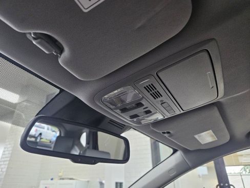 Used 2022 Honda CR-V EX-L image 23