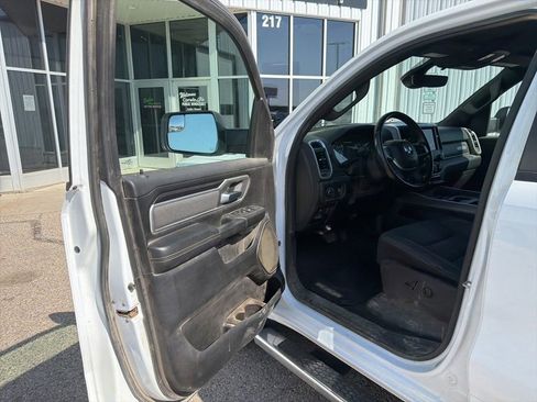 Used 2021 RAM 1500 Big Horn AWD/4WD image 11