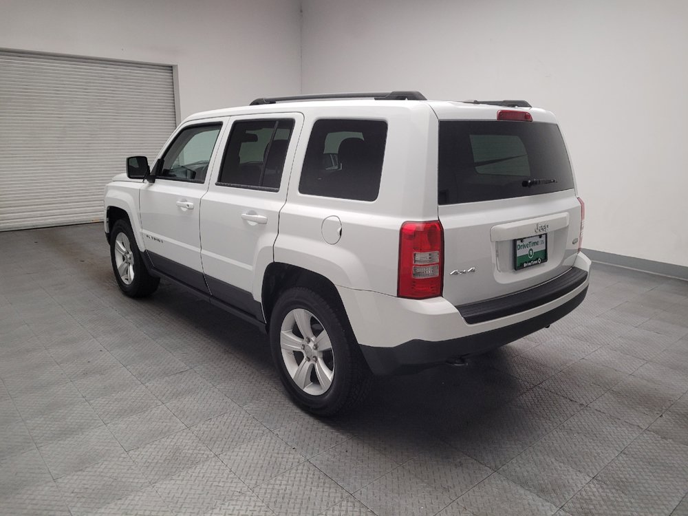 Used 2015 Jeep Patriot Latitude w/ All Weather Capability Group AWD/4WD image 5