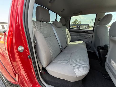 Used 2015 Toyota Tacoma PreRunner w/ SR5 Package RWD image 15