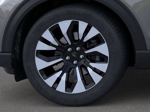 New 2026 Ford Explorer Platinum AWD/4WD image 19