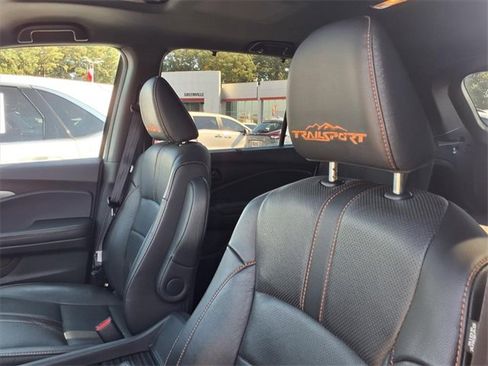 Used 2023 Honda Passport TrailSport image 16