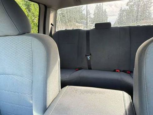 Used 2015 RAM 2500 Tradesman w/ Chrome Appearance Group AWD/4WD image 13