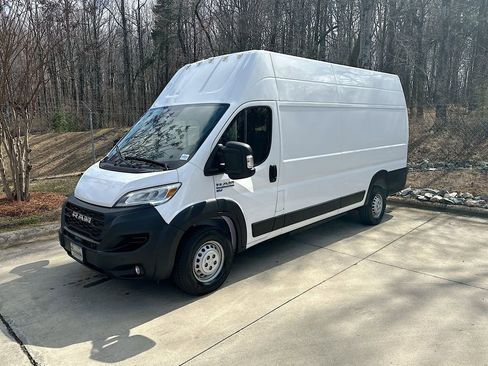 Used 2024 RAM ProMaster 3500 w/ Delivery Van Package image 3