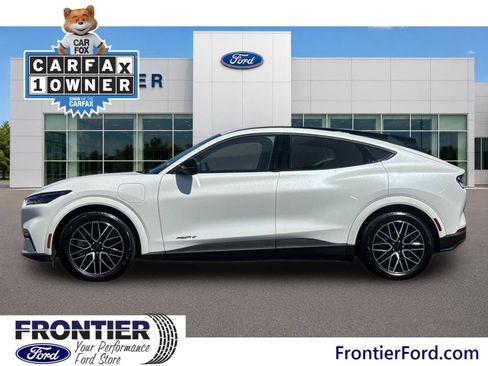 Used 2025 Ford Mustang Mach-E Premium RWD image 8